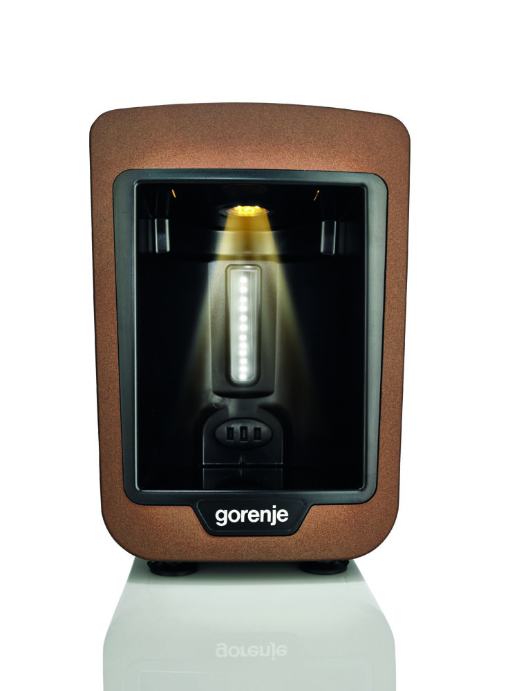 Кофеварка Gorenje ATCM730T медный/черный, исп. кофе - молотый, 0.27 л, 730 Вт.