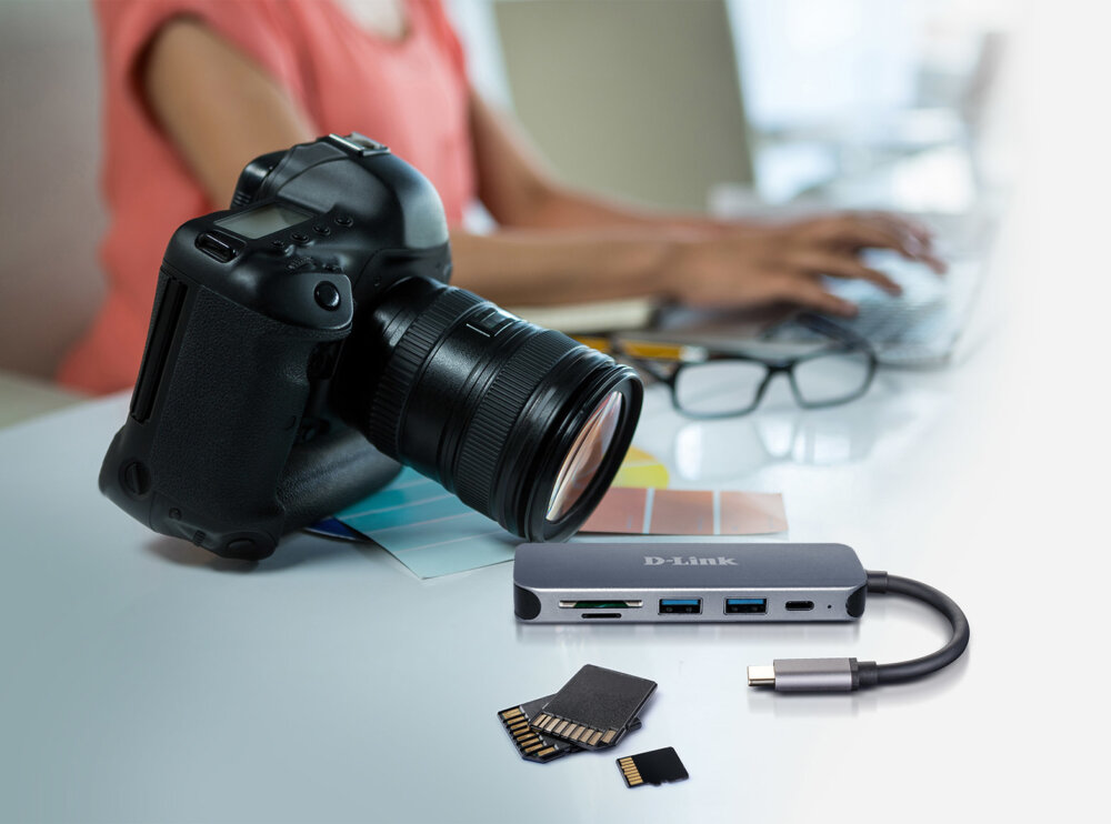 USB-концентратор D-Link DUB-2325, USB, USB 3.0 2порта, USB Type-C,SD,microSD, адаптер/USB